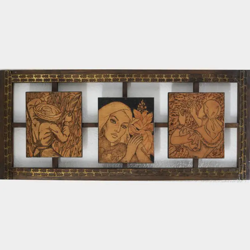 301 - Dreiteiliges Holzrelief im Rahmen