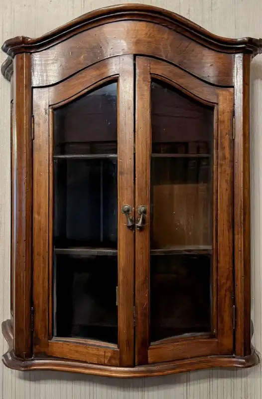 A-503 - Antike Wandvitrine mit Glastüren